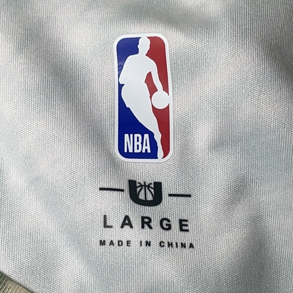 NBA Authentic Men's Milwaukee Bucks Green Tie-Dye T-Shirt Size Large - Picture 5 of 5